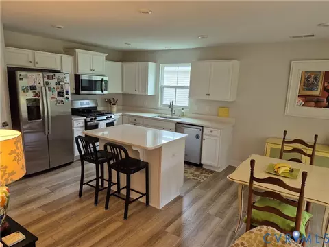 7430 E Danube Loop, New Kent, VA 23124 photo 12
