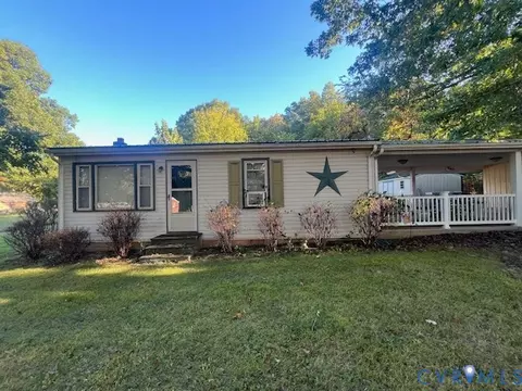 243 Tuggle Rd, Farmville, VA 23901
