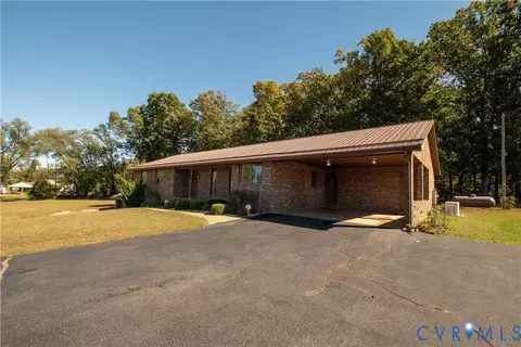 3574 Blose Rd, Elkton, VA 22827