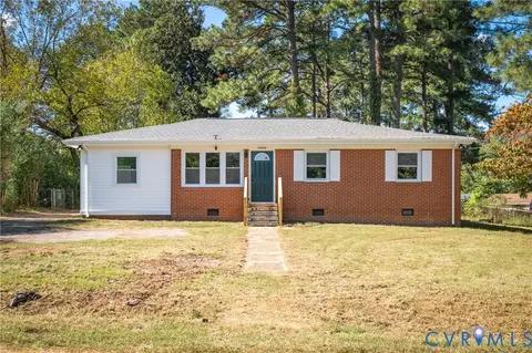 25040 Balsam Ln, North Dinwiddie, VA 23803