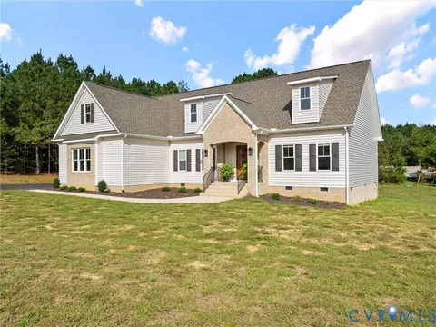 24400 Blue Cedar Ln, Dinwiddie, VA 23803