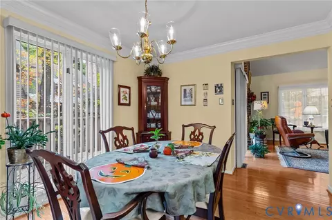 Dining - 3209 Shadow Oaks Rd, Midlothian, VA 23112 photo 3 of 3