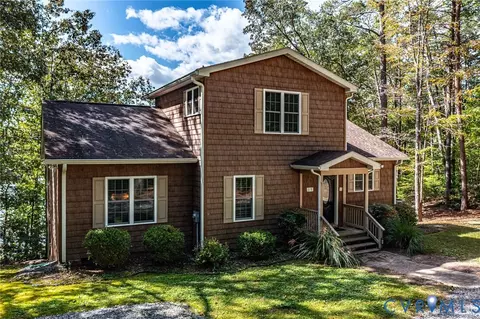 578 High Point Trl, Heathsville, VA 22473