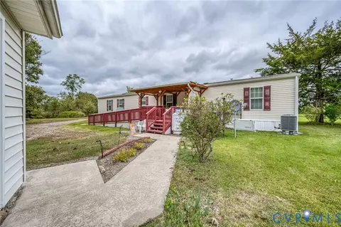 23094 Mattaponi Trl, Milford, VA 22514