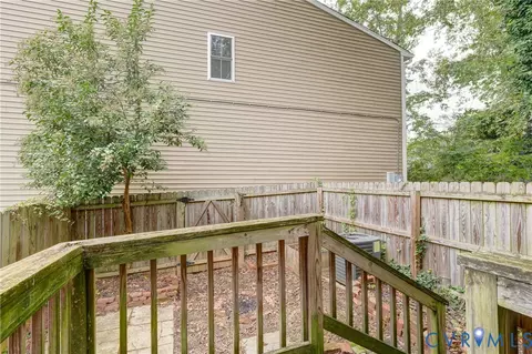 Exterior - 818 Spring St, Richmond, VA 23220 photo 3 of 9