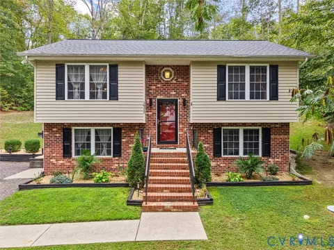 26315 Hill Rd, Ruther Glen, VA 22546