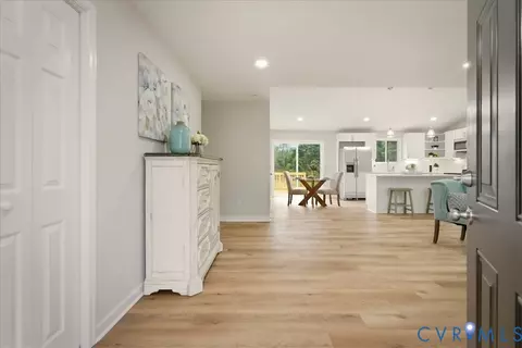 1290 Grapevine Rd, Sandston, VA 23150 photo 3