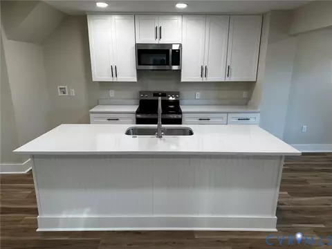 Kitchen - 595 Liberty Rd, Alberta, VA 23821 photo 2 of 2