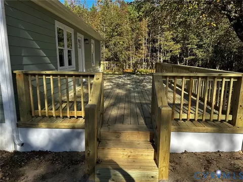 Exterior - 595 Liberty Rd, Alberta, VA 23821 photo 5 of 7