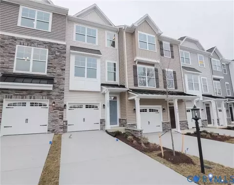 7861 Alexandria Dr, Moseley, VA 23120