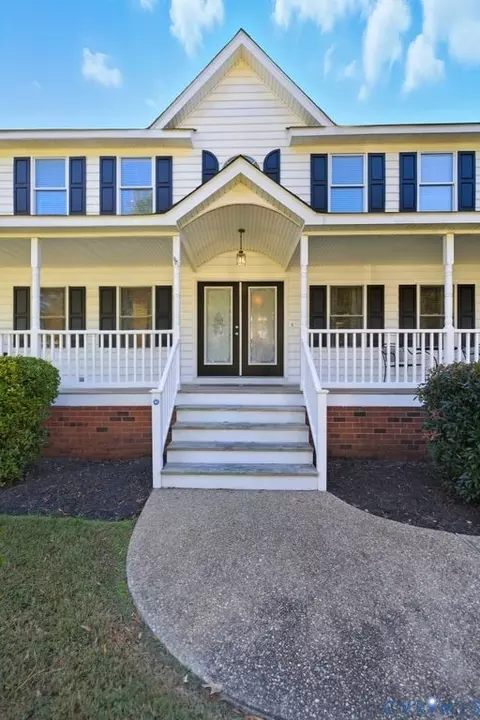 1101 Rockbasket Ln, Chester, VA 23836