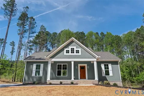209 White Oak Ct, Boydton, VA 23917