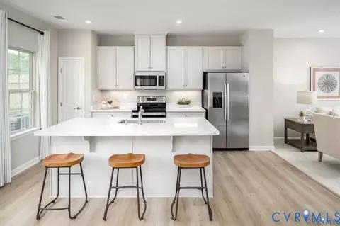 2142 Old Lime Rd, Sandston, VA 23150
