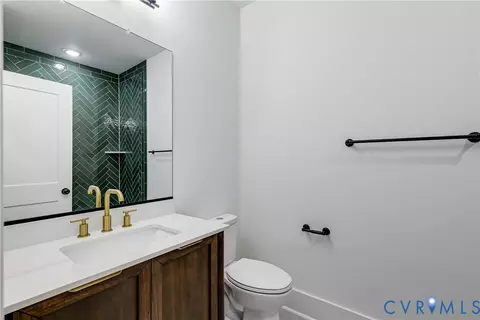 Bath - 903 N 5 N 36th St, Richmond, VA 23223 photo 6 of 7