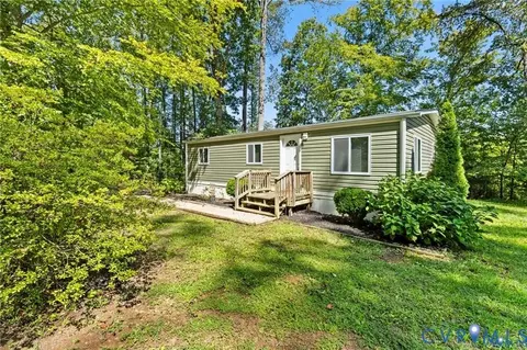 6390 Old Buckingham Rd, Powhatan, VA 23139