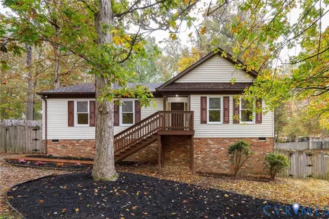 3031 Maplevale Rd, Chester, VA 23831