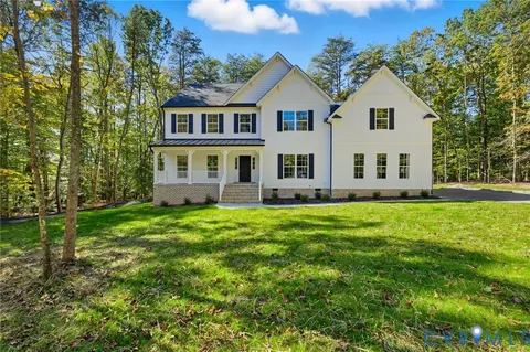 2935 Royal Virginia Ct, Louisa, VA 23093