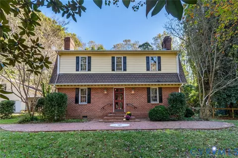 323 E Church St, Wakefield, VA 23888