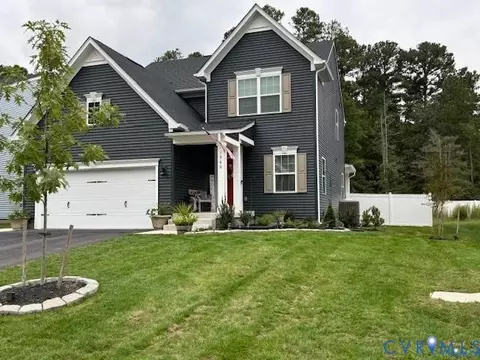 1960 Enon Station Dr, Chester, VA 23836