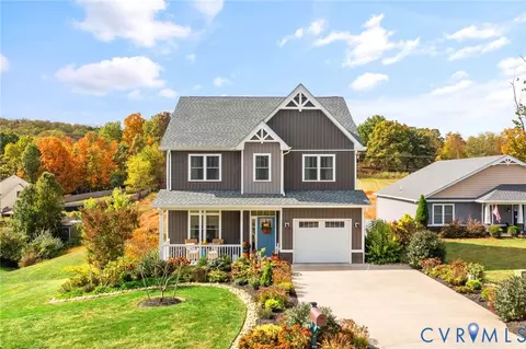 103 Oakstone Run, Staunton, VA 24401