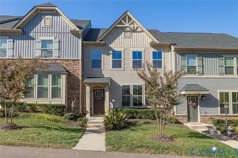 16512 Thornapple Aly #5D, Moseley, VA 23120