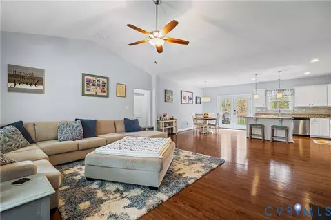4875 Kimber Ln, Gum Spring, VA 23065 photo 18