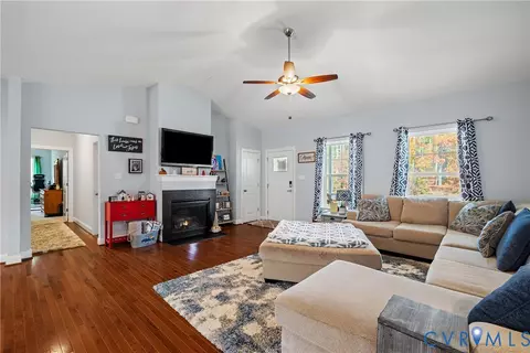 4875 Kimber Ln, Gum Spring, VA 23065 photo 20