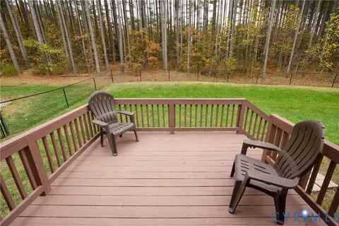 4875 Kimber Ln, Gum Spring, VA 23065 photo 11