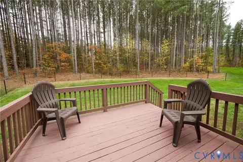4875 Kimber Ln, Gum Spring, VA 23065 photo 12