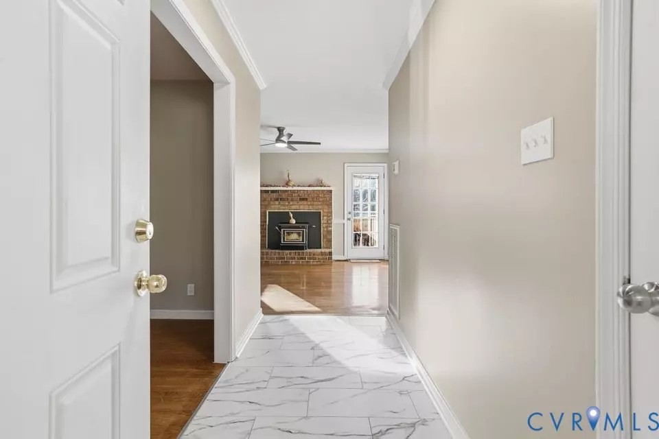 Entry Way - 1601 Holly Hills Rd, Powhatan, VA 23139 photo 1 of 2