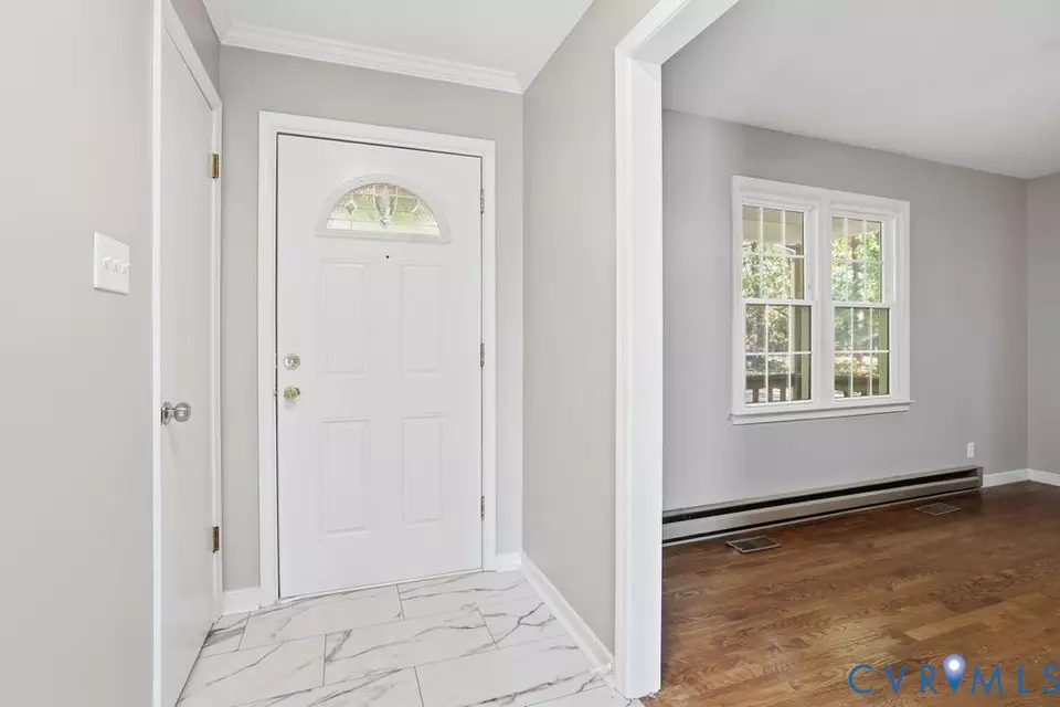 Entry Way - 1601 Holly Hills Rd, Powhatan, VA 23139 photo 2 of 2