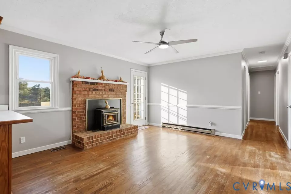 Living - 1601 Holly Hills Rd, Powhatan, VA 23139 photo 3 of 3