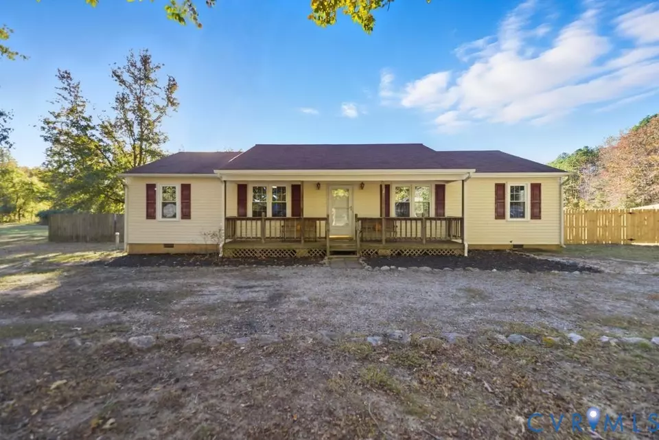 Exterior - 1601 Holly Hills Rd, Powhatan, VA 23139 photo 2 of 11