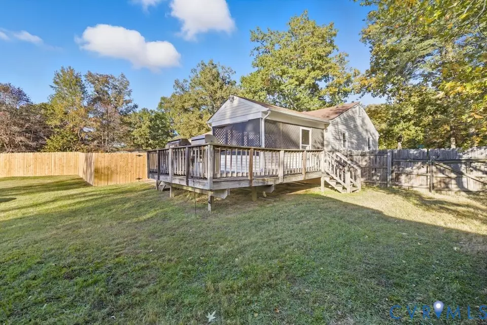 Exterior - 1601 Holly Hills Rd, Powhatan, VA 23139 photo 6 of 11