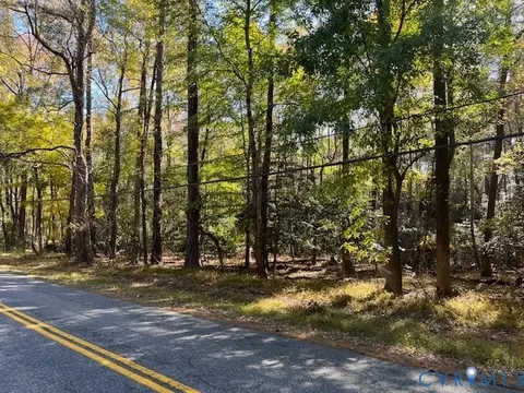 2111 Point Of Rocks Rd, Chester, VA 23836