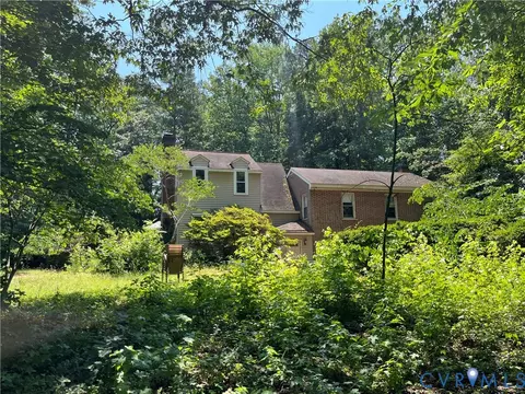 15489 Campbell Lake Rd, Doswell, VA 23047
