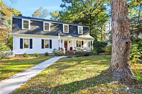 8216 Chainmaile Rd, North Chesterfield, VA 23235