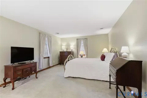 8216 Chainmaile Rd, North Chesterfield, VA 23235 photo 18