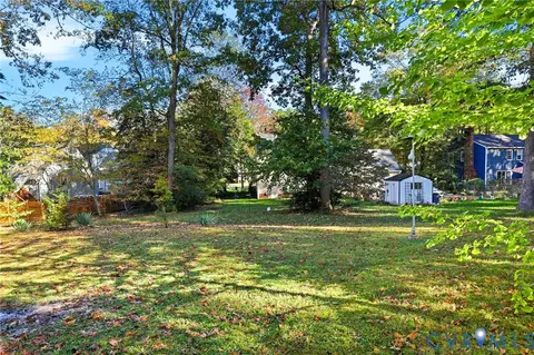 8216 Chainmaile Rd, North Chesterfield, VA 23235 photo 6