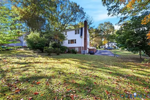 8216 Chainmaile Rd, North Chesterfield, VA 23235 photo 5
