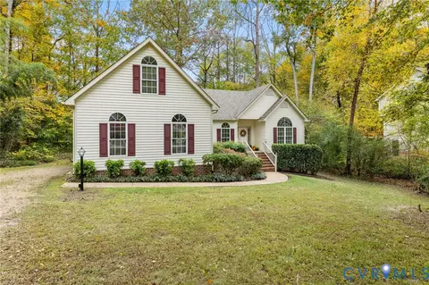 Exterior - 1726 Pulliam St, North Chesterfield, VA 23235 photo 7 of 7