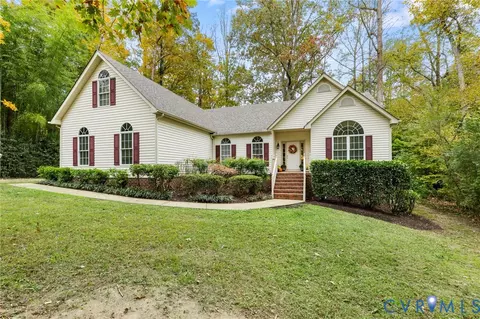 Exterior - 1726 Pulliam St, North Chesterfield, VA 23235 photo 2 of 7