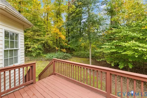 Exterior - 1726 Pulliam St, North Chesterfield, VA 23235 photo 5 of 7