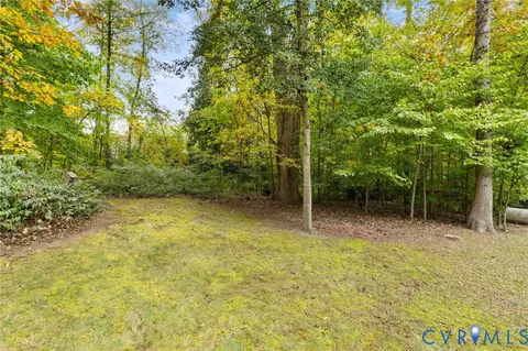 Exterior - 1726 Pulliam St, North Chesterfield, VA 23235 photo 6 of 7