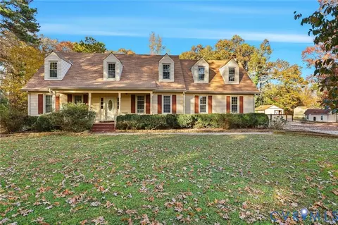 1910 Chinchilla Dr, Sandston, VA 23150