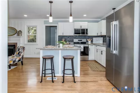 12100 Brookview Dr, Midlothian, VA 23112 photo 8