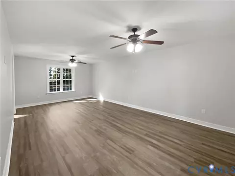 240 Pleasant View Dr, Aylett, VA 23009 photo 3