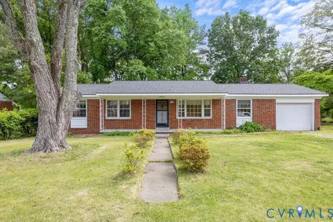 8313 Emerald Ln, North Chesterfield, VA 23236