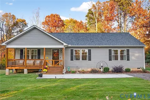 212 Old Apple Grove Rd, Mineral, VA 23117