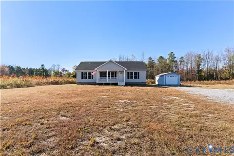 5770 Pot Rock Ln, Jetersville, VA 23083